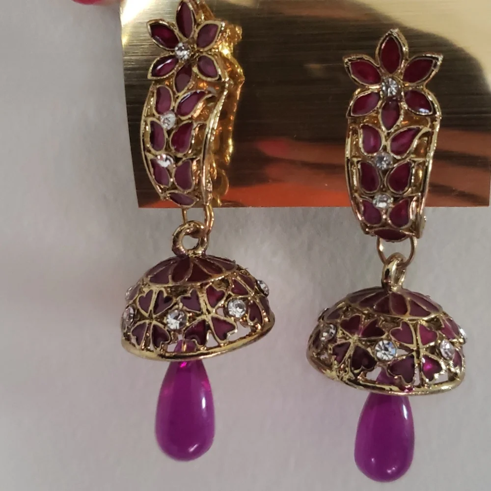 Beautiful Fashion earrings Gold and purple Jhumka Style